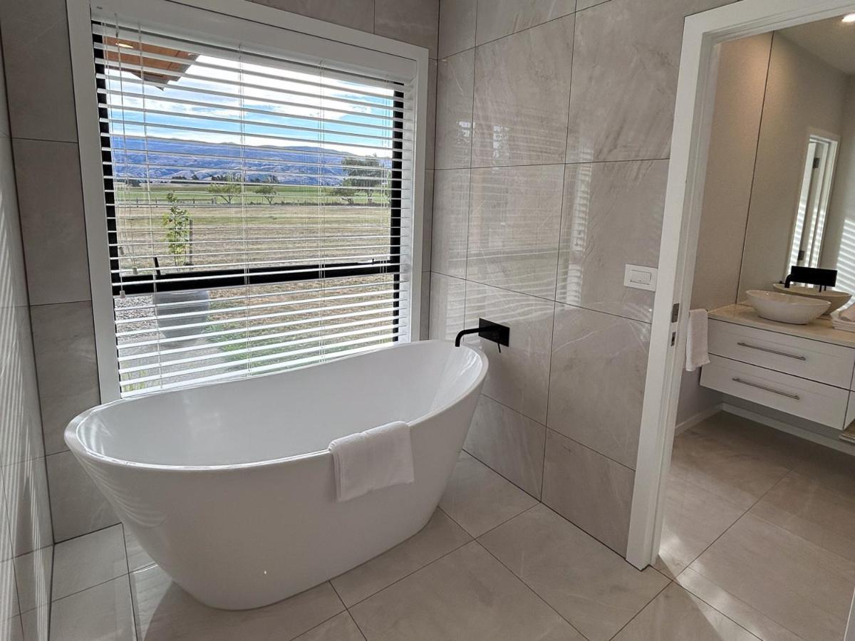 Tarras Serenity Haven - Mountain Views And Calm Extérieur photo